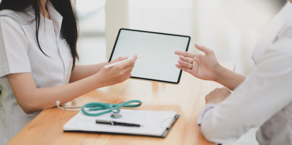 médico diagnóstico de síndrome do pânico